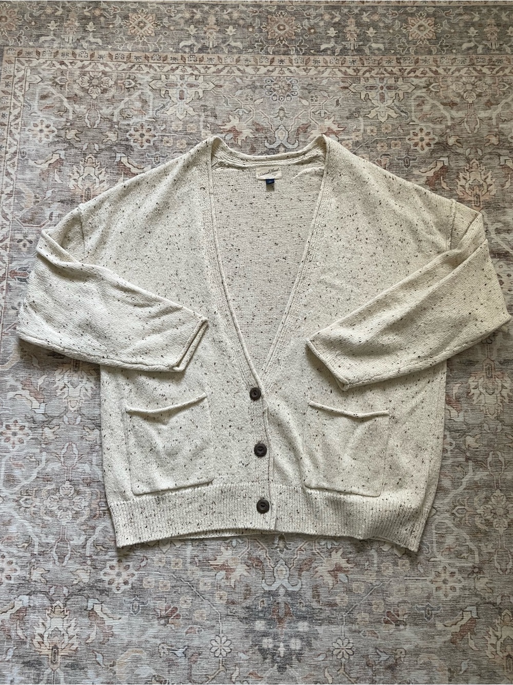 Universal Thread Neutral Speckle V-Neck Button Cardigan